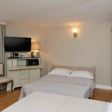 The Duke Luxury Bed & Breakfast Split