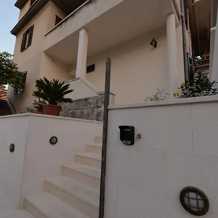 The Duke Luxury Oda ve Kahvaltı