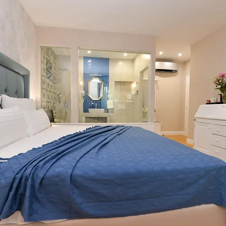 The Duke Luxury Split