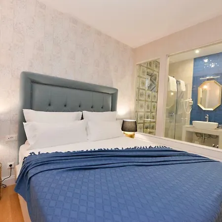 Oda ve Kahvaltı The Duke Luxury 4*